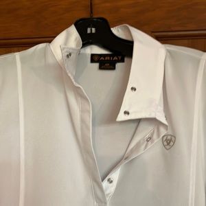 Ariat show shirt! White! M
